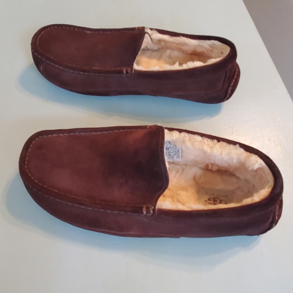UGG Other - Mens UGG slippers sz. 10